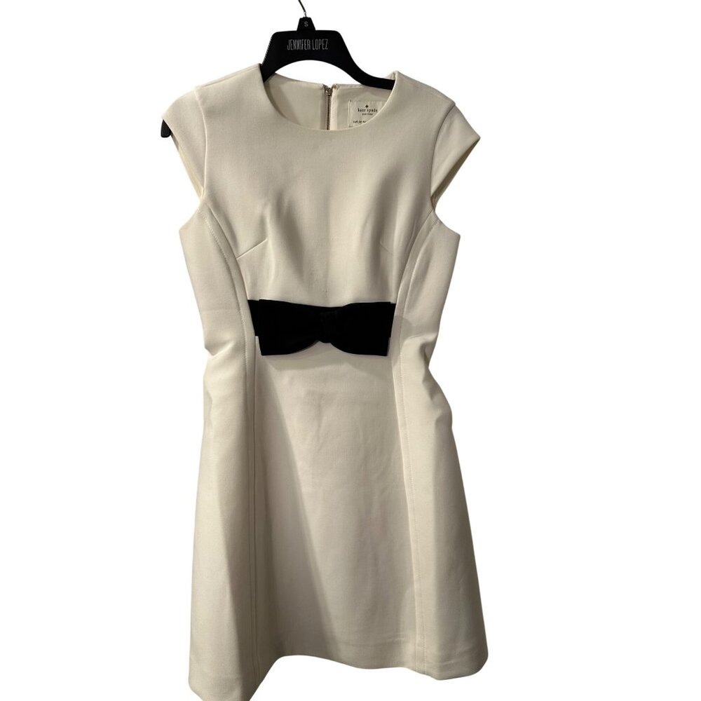 Kate Spade Ivory & Black Bow Detail Sleeveless Dress Size 2 Fitted Silhouette Ba